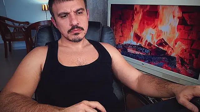 officeman7 online show from 01/14/25, 01:49