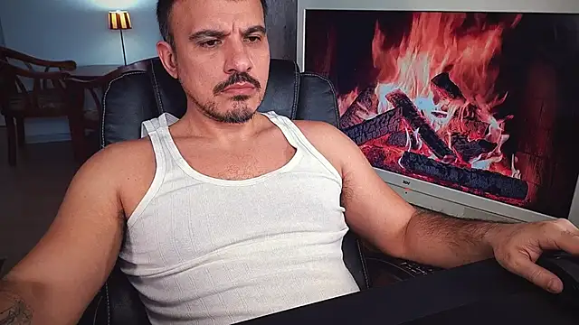 officeman7 online show from 01/25/25, 03:09