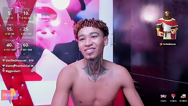 Snapshot of sexy_blacks_ chatting on 02/17/25, 05:43 sexy blacks online show from 02/17/25, 05:43