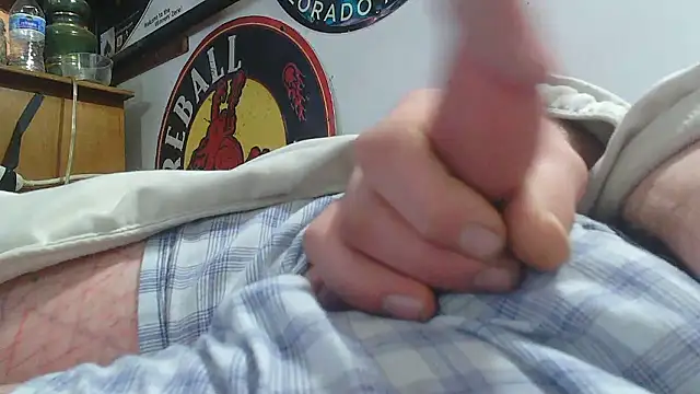 Snapshot of duggiefresh chatting on 12/02/24, 10:34 duggiefresh online show from 12/02/24, 10:34