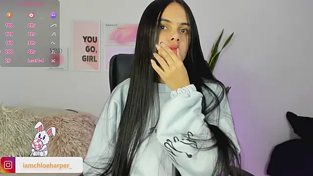 Snapshot of ChloeHarper_ chatting on 02/03/25, 11:42 ChloeHarper online show from 02/03/25, 11:42