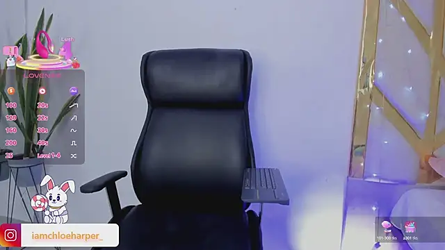 Snapshot of ChloeHarper_ chatting on 03/12/25, 12:53 ChloeHarper online show from 03/12/25, 12:53