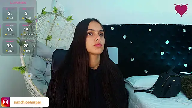 Snapshot of ChloeHarper_ chatting on 09/15/25, 01:33 ChloeHarper online show from 09/15/25, 01:33