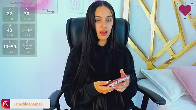 Snapshot of ChloeHarper_ chatting on 09/27/25, 12:21 ChloeHarper online show from 09/27/25, 12:21