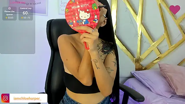 Snapshot of ChloeHarper_ chatting on 10/18/25, 02:51 ChloeHarper online show from 10/18/25, 02:51