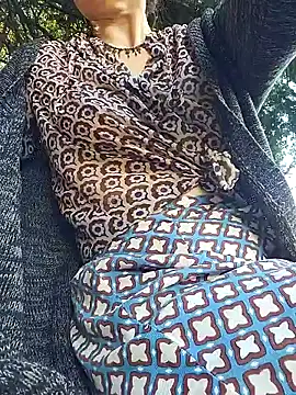 Exhibitionsplit online show from 10/17/25, 11:46