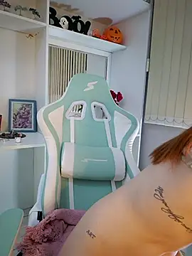 Ahrya  online show from 10/24/25, 12:08