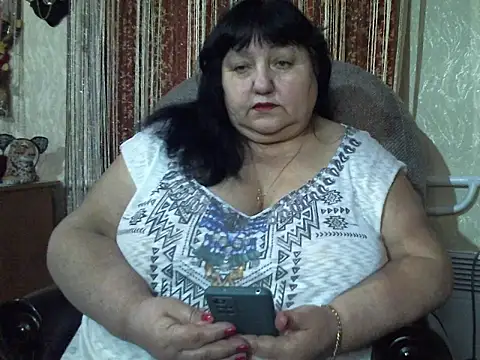 Snapshot of Nezsbudka chatting on 02/20/25, 05:07 Nezsbudka online show from 02/20/25, 05:07