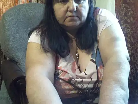 Snapshot of Nezsbudka chatting on 02/25/25, 11:52 Nezsbudka online show from 02/25/25, 11:52