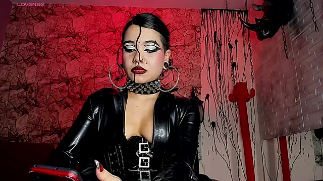 irregular fetish  online show from 12/12/24, 04:04