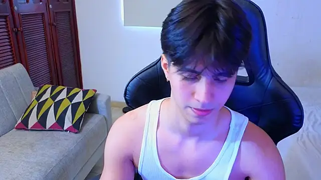 Snapshot of carl_dixon chatting on 10/25/25, 06:35 carl dixon online show from 10/25/25, 06:35