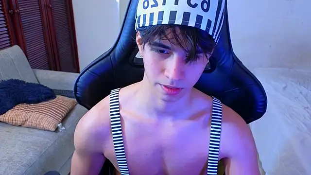 Snapshot of carl_dixon chatting on 10/28/25, 06:32 carl dixon online show from 10/28/25, 06:32