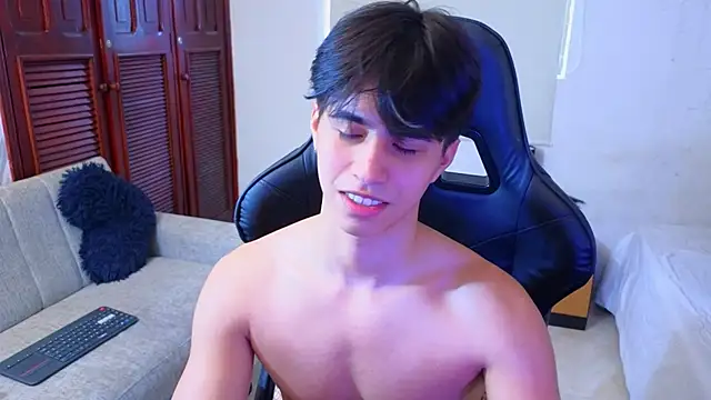 Snapshot of carl_dixon chatting on 10/29/25, 01:13 carl dixon online show from 10/29/25, 01:13