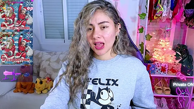 Snapshot of Tawny_cox chatting on 12/04/24, 02:04 Tawny cox online show from 12/04/24, 02:04