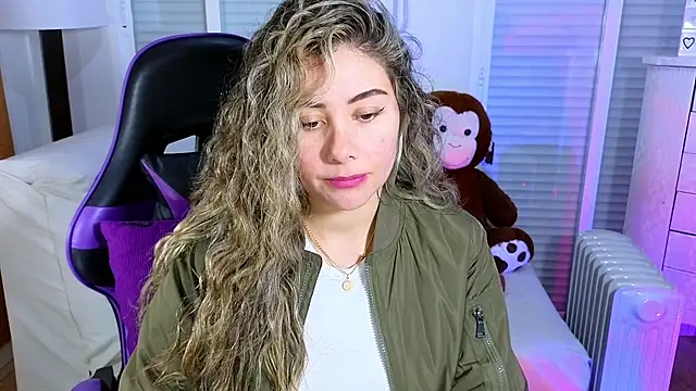 Snapshot of Tawny_cox chatting on 01/04/25, 11:11 Tawny cox online show from 01/04/25, 11:11