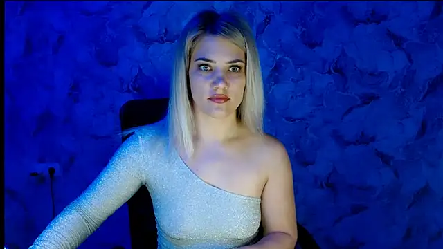 nika gold1 online show from 10/15/25, 01:00