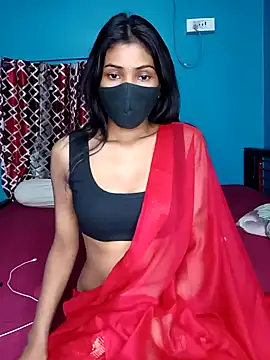 Snapshot of Triha_18 chatting on 12/21/24, 06:44 Triha 18 online show from 12/21/24, 06:44