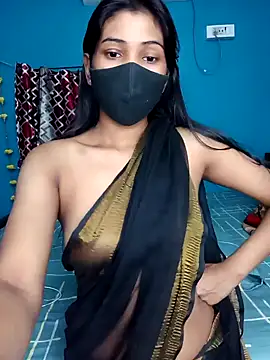 Snapshot of Triha_18 chatting on 01/02/25, 08:24 Triha 18 online show from 01/02/25, 08:24