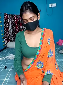 Snapshot of Triha_18 chatting on 01/15/25, 08:16 Triha 18 online show from 01/15/25, 08:16