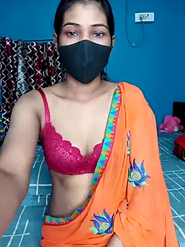 Snapshot of Triha_18 chatting on 01/18/25, 06:32 Triha 18 online show from 01/18/25, 06:32