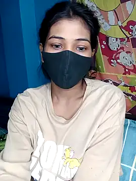 Snapshot of Triha_18 chatting on 01/22/25, 06:20 Triha 18 online show from 01/22/25, 06:20