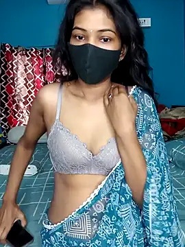 Snapshot of Triha_18 chatting on 01/25/25, 06:23 Triha 18 online show from 01/25/25, 06:23