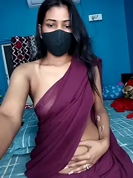 Snapshot of Triha_18 chatting on 02/23/25, 07:38 Triha 18 online show from 02/23/25, 07:38