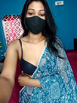 Snapshot of Triha_18 chatting on 03/13/25, 06:05 Triha 18 online show from 03/13/25, 06:05