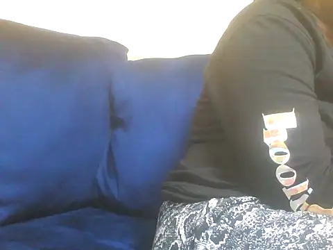 Snapshot of Sexy_Riri chatting on 10/08/25, 02:04 Sexy Riri online show from 10/08/25, 02:04