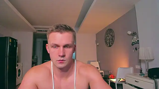 Samuel Andrew online show from 10/31/25, 06:03