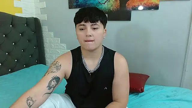 isabeautyx19 online show from 11/10/25, 03:05