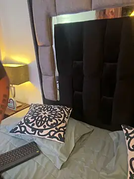 Bonnie vega online show from 10/18/25, 08:20