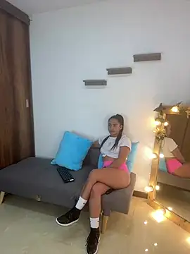 Snapshot of alexa_joonesofficial chatting on 01/22/25, 11:43 alexa joonesofficial online show from 01/22/25, 11:43