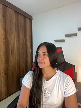 Snapshot of alexa_joonesofficial chatting on 02/24/25, 10:03 alexa joonesofficial online show from 02/24/25, 10:03