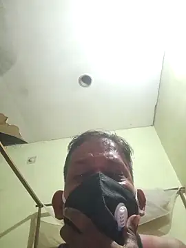 Snapshot of ind_hero chatting on 10/08/25, 09:23 ind hero online show from 10/08/25, 09:23