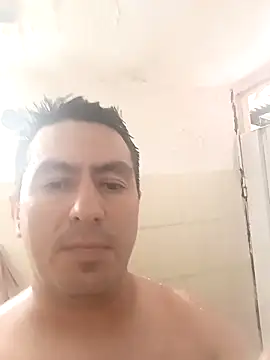 Snapshot of walwan85 chatting on 11/03/25, 03:13 walwan85 online show from 11/03/25, 03:13