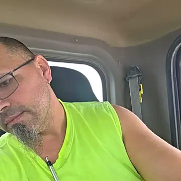 KrazyLegz online show from 10/17/25, 08:44