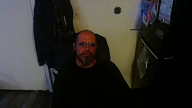 KrazyLegz online show from 11/08/25, 05:01