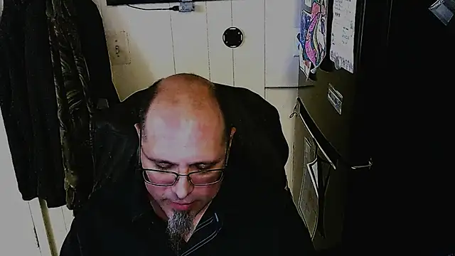 KrazyLegz online show from 11/12/25, 11:58