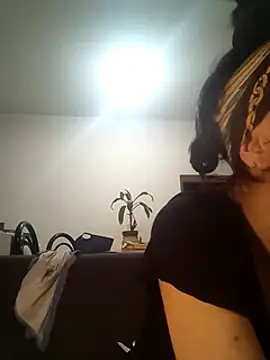Snapshot of gala2 chatting on 01/29/25, 12:33 gala2 online show from 01/29/25, 12:33