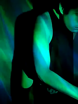 Snapshot of CloudyBoy_Toy chatting on 01/14/25, 08:31 CloudyBoy Toy online show from 01/14/25, 08:31