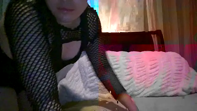 Snapshot of CloudyBoy_Toy chatting on 11/04/25, 07:40 CloudyBoy Toy online show from 11/04/25, 07:40