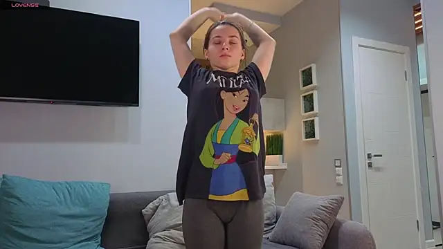 DonnaBurkee online show from 11/15/25, 04:21