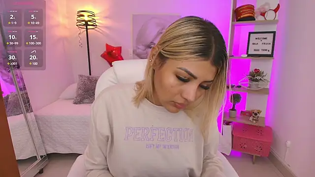 SALOOMEE   online show from 03/04/25, 12:01