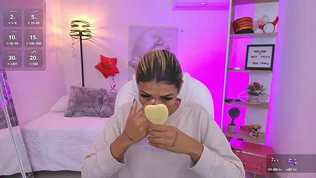 SALOOMEE   online show from 03/07/25, 10:56