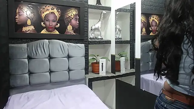 Snapshot of sia_cavad chatting on 01/13/25, 12:24 sia cavad online show from 01/13/25, 12:24