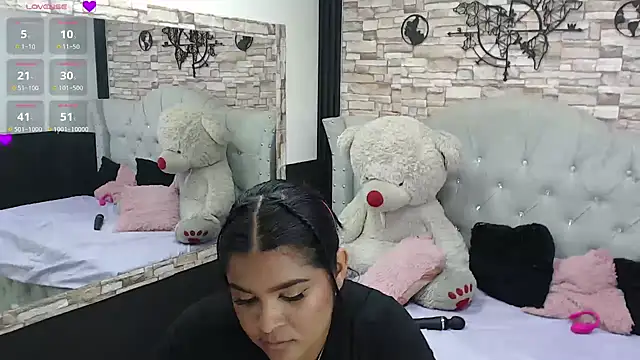 Snapshot of sia_cavad chatting on 02/07/25, 05:29 sia cavad online show from 02/07/25, 05:29
