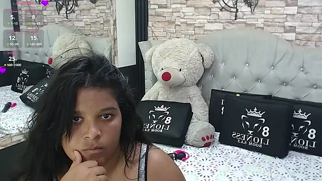 Snapshot of sia_cavad chatting on 02/22/25, 12:29 sia cavad online show from 02/22/25, 12:29