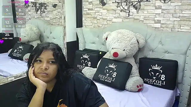 Snapshot of sia_cavad chatting on 03/03/25, 12:27 sia cavad online show from 03/03/25, 12:27