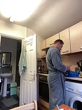 Yourhotboy 42 online show from 11/16/25, 02:44